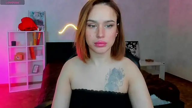 Snapshot of tina_xx_tina chatting on February 22, 12:13 am tina xx tina online show from February 22, 12:13 am