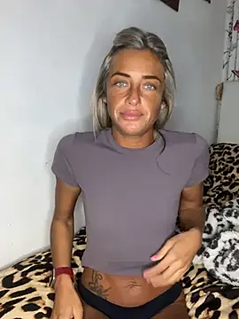 ScarlettGold  online show from March 24, 5:35 pm