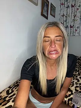 ScarlettGold  online show from March 23, 4:29 pm