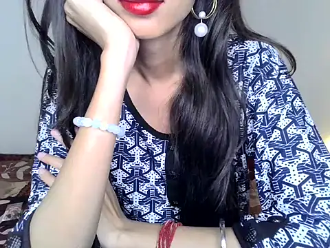 SIKSHA SINGH online show from April 16, 11:51 pm