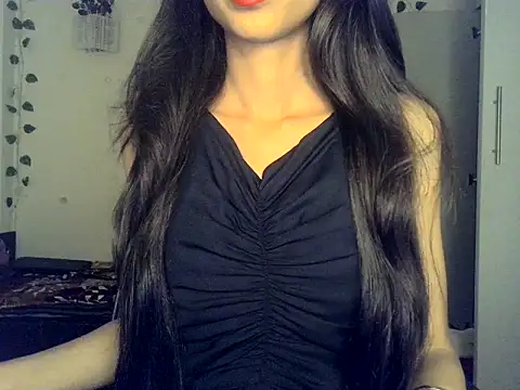 SIKSHA SINGH online show from April 3, 5:52 pm