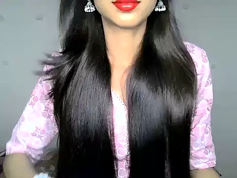 SIKSHA SINGH online show from May 22, 6:28 pm