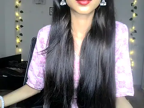 SIKSHA SINGH online show from May 31, 6:31 pm