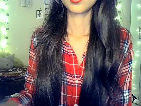 SIKSHA SINGH online show from April 2, 4:13 pm