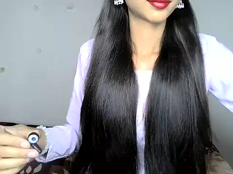 SIKSHA SINGH online show from May 19, 6:59 pm