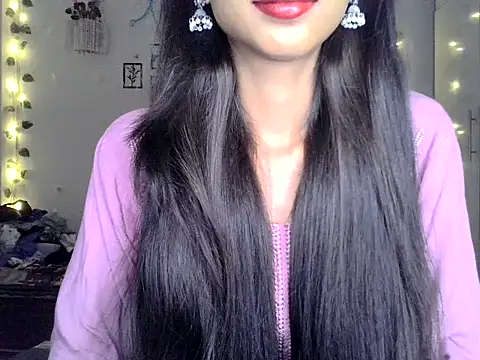 SIKSHA SINGH online show from May 26, 7:56 pm