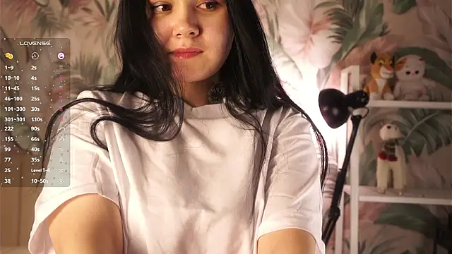 Snapshot of ErickaStelb chatting on February 25, 5:13 pm ErickaStelb online show from February 25, 5:13 pm