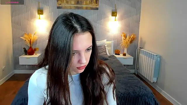 elise robbie online show from March 29, 1:07 am