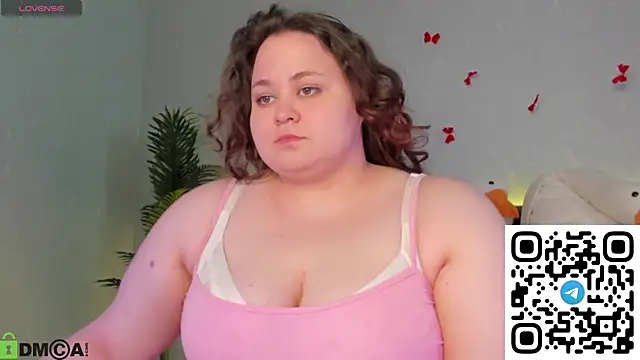 MoonlitAdele online show from March 21, 9:25 am