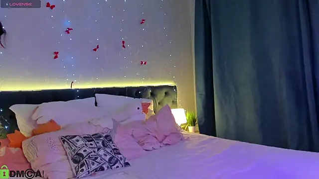 MoonlitAdele online show from March 18, 9:12 am