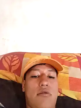 Snapshot of JoniXxX_ chatting on April 21, 9:43 pm JoniXxX online show from April 21, 9:43 pm