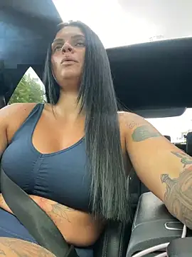 Snapshot of Destinylovex chatting on June 4, 7:57 am Destinylovex online show from June 4, 7:57 am