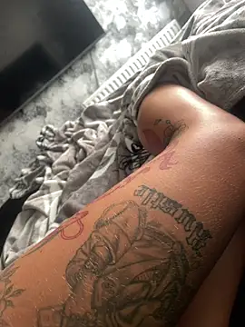 Destinylovex online show from May 10, 5:22 am