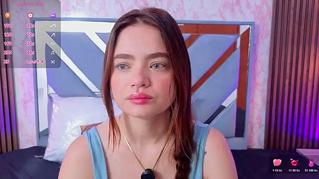 LittleeSara18 online show from May 29, 11:27 am