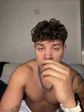 amenadiel fire online show from April 19, 5:19 am