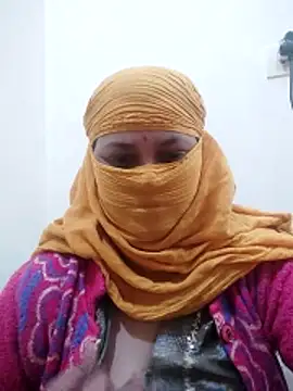 Desi Heat Couple online show from February 19, 6:32 am