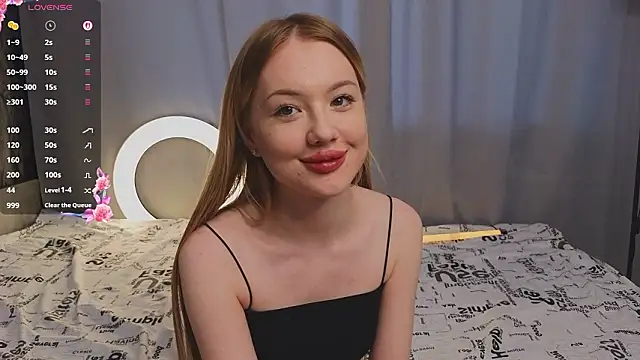 DevilWearsPradaa online show from March 11, 2:55 pm