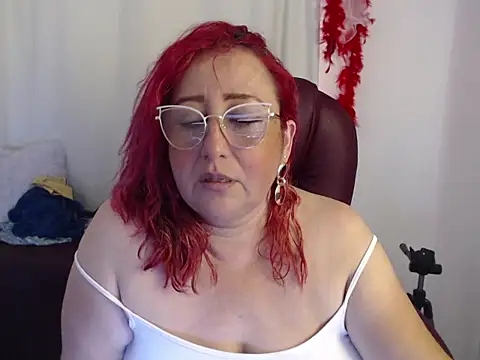 Snapshot of Lobasensual chatting on February 18, 6:48 pm Lobasensual online show from February 18, 6:48 pm