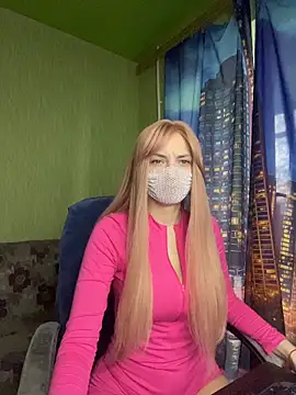 SophieBlackwood online show from April 7, 8:49 am