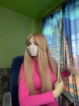 SophieBlackwood online show from April 13, 9:13 am