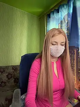 SophieBlackwood online show from April 26, 8:22 am