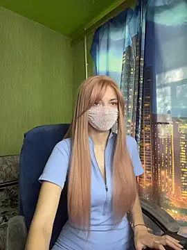 SophieBlackwood online show from May 23, 6:01 am