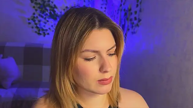 Snapshot of rinamandarina chatting on February 20, 5:15 pm rinamandarina online show from February 20, 5:15 pm