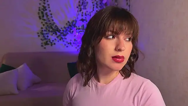 Snapshot of rinamandarina chatting on March 13, 4:01 pm rinamandarina online show from March 13, 4:01 pm