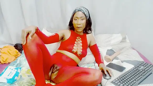 QueenYc online show from March 8, 6:00 pm