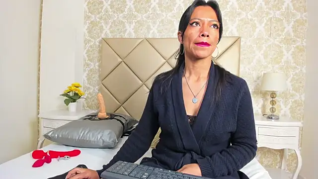 FernandaAvilax online show from June 12, 12:03 pm