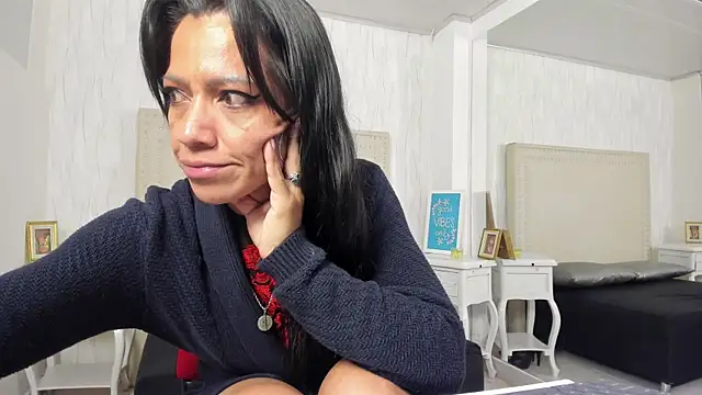FernandaAvilax online show from May 14, 6:32 am