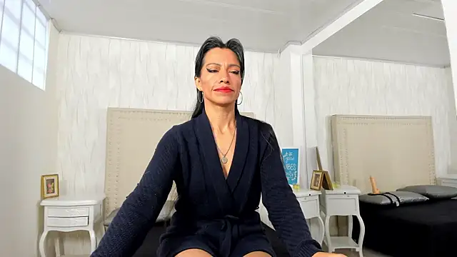 FernandaAvilax online show from May 8, 7:17 pm