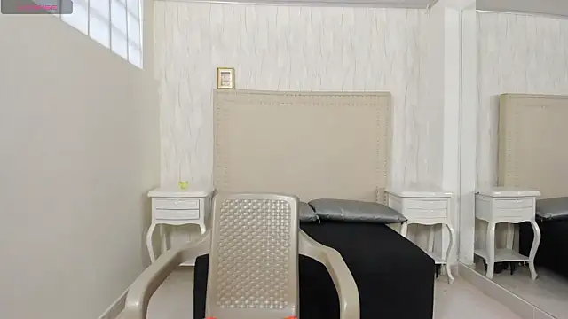 FernandaAvilax online show from March 26, 8:07 pm