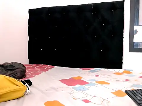 JessikaHoot online show from April 8, 2:07 pm