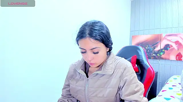 angell cooper8 online show from April 8, 12:17 pm