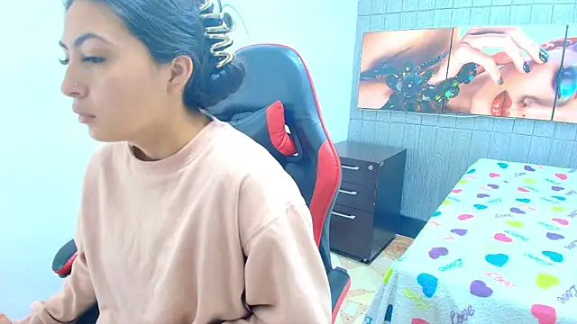 angell cooper8 online show from March 25, 12:15 pm