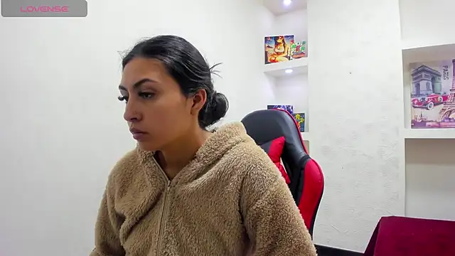 angell cooper8 online show from April 7, 12:18 pm