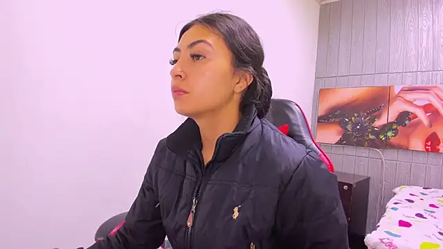 angell cooper8 online show from April 10, 12:12 pm