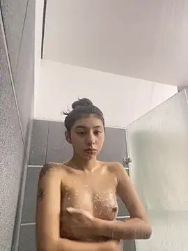 chloe bluee  online show from June 14, 12:06 pm