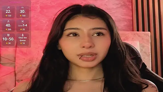 chloe bluee  online show from March 21, 11:03 am