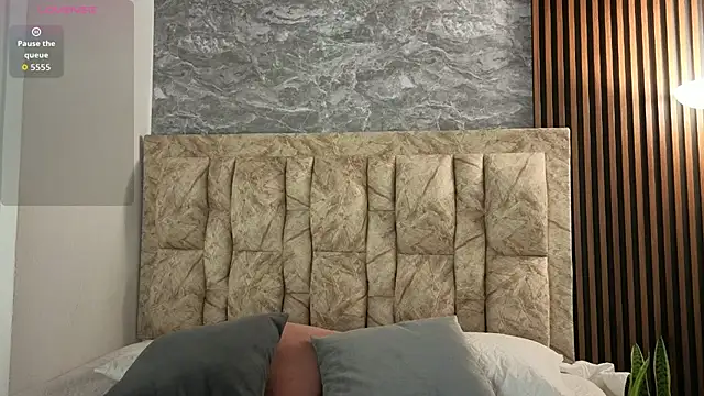 chloe bluee  online show from June 27, 12:11 pm