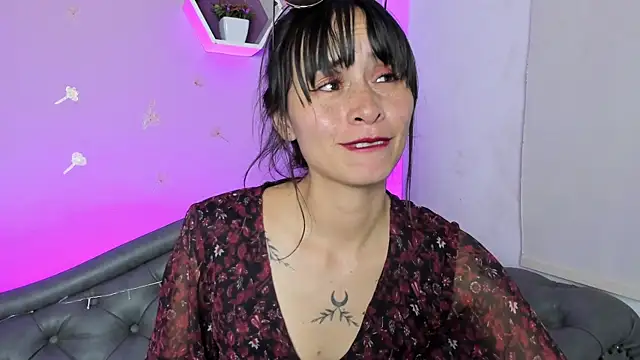 Mistymoon online show from April 3, 1:34 am