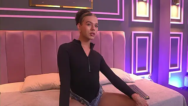 Luxa Velvet online show from February 20, 12:18 pm