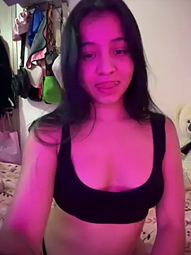 SophyAdams online show from March 17, 7:33 am