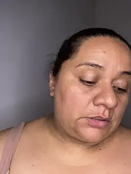 Melanny69x online show from May 8, 6:17 am