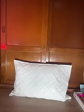 Snapshot of miat2_7 chatting on March 2, 2:13 pm miat2 7 online show from March 2, 2:13 pm