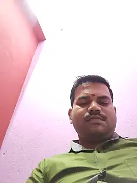 rkr1996kum online show from July 4, 5:17 pm