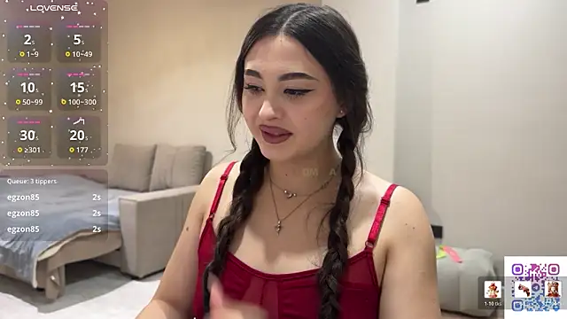 Sweet BerryBabe online show from May 24, 11:37 pm