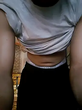 peanutbutteater online show from March 7, 7:15 am