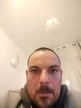 Snapshot of morenitoymorena chatting on April 5, 7:31 pm morenitoymorena online show from April 5, 7:31 pm